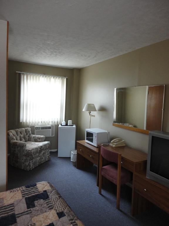 Hipwell's Motel Fonthill Buitenkant foto